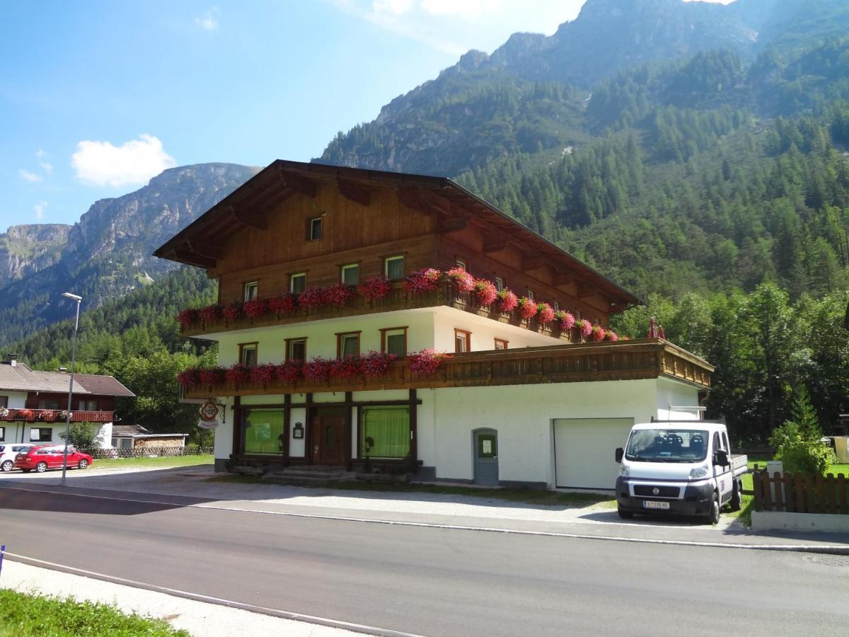 Pension Nina & Gasthof Alpenrose Gschnitz Luaran gambar
