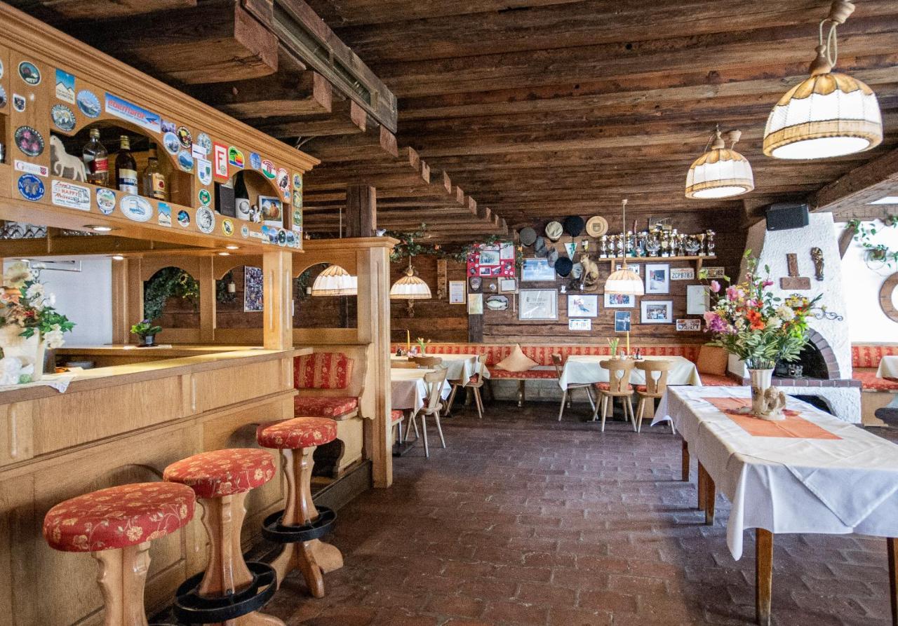 Pension Nina & Gasthof Alpenrose Gschnitz Luaran gambar